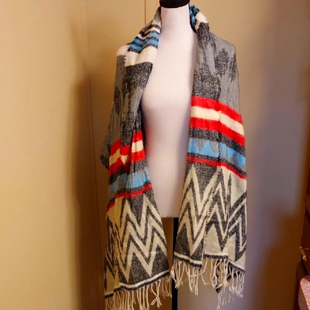Stylish Multicolor Chevron Scarf
